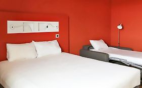 ibis budget Beauvais Aeroport